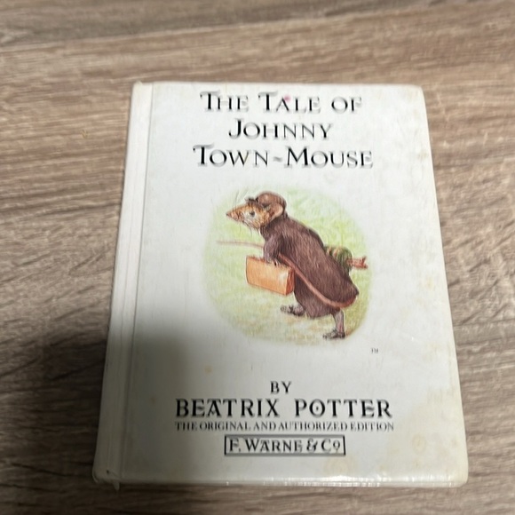 9 Beatrix Potter Books - Picture 4 of 11
